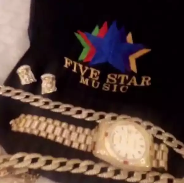 Kcee Shows Off His Blings, Watch And Expensive Shoes In New Video